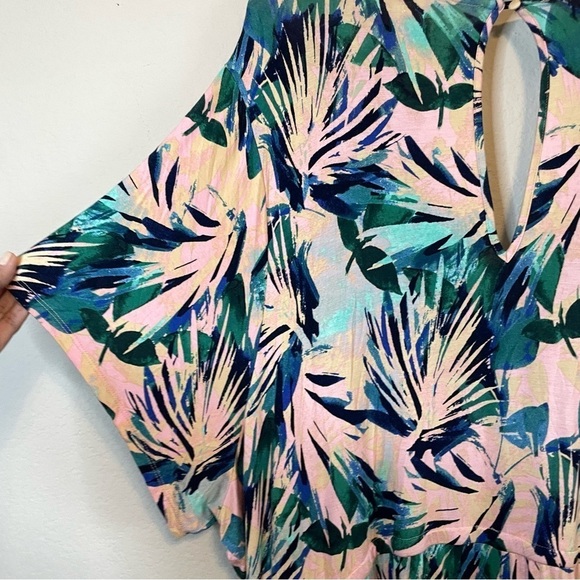Torrid Super Soft Surplice Romper Pink Green Lead Tropical Pattern Size 6X - Picture 10 of 14